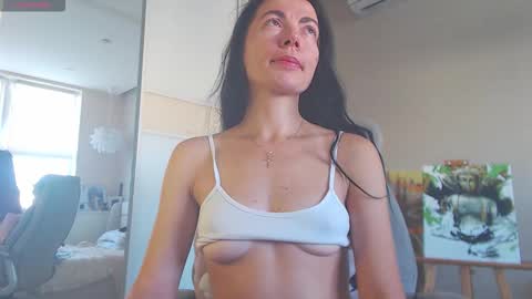 Marina online show from 10/29/25, 01:46