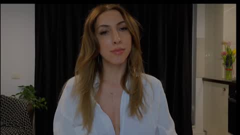 Isabelle online show from 03/04/26, 06:36