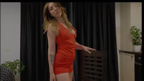 Isabelle online show from 03/27/26, 07:46