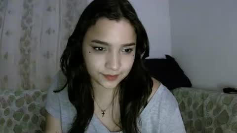 Snapshot of purple_23 chatting on 12/19/25, 06:53 Lizzy online show from 12/19/25, 06:53