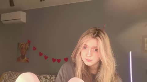 Bella online show from 03/20/26, 05:45