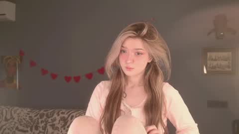 Bella online show from 03/29/26, 05:40