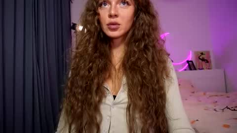 Snapshot of purple_baby chatting on 10/10/25, 01:21 Sasha wait you here 6 of November. will celebrate my B- day online show from 10/10/25, 01:21