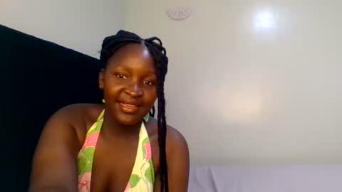 Snapshot of purple_honey2 chatting on 06/14/26, 02:41 Honey online show from 06/14/26, 02:41