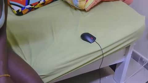 Snapshot of purple_raaine chatting on 12/04/25, 07:00 purple Rain online show from 12/04/25, 07:00