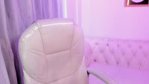 Anna  online show from 03/12/25, 08:41