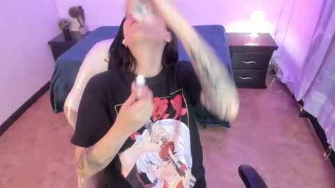 Anna  online show from 11/29/25, 04:04