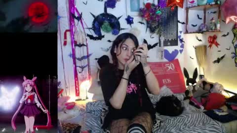 Snapshot of purplekattlyn chatting on 05/19/26, 05:03 purplekattlyn online show from 05/19/26, 05:03