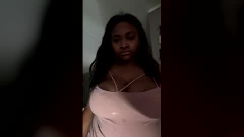 Snapshot of purposeprincess chatting on 12/18/25, 05:19 purposeprincess online show from 12/18/25, 05:19