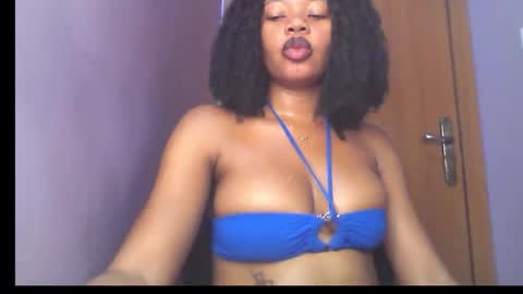 Snapshot of pussy_x_cookie chatting on 02/28/26, 09:21 stella online show from 02/28/26, 09:21