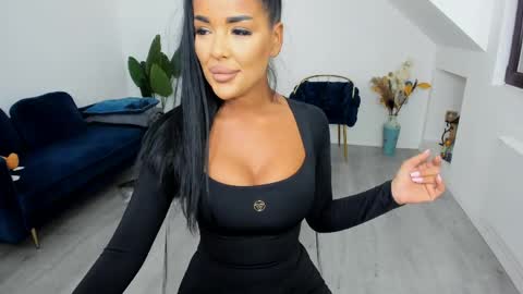 Andreea online show from 04/23/26, 06:43