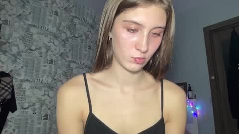 Snapshot of pussygir007 chatting on 01/16/25, 09:05 pussygirl007 online show from 01/16/25, 09:05