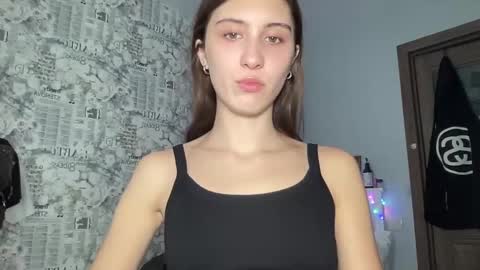 Snapshot of pussygir007 chatting on 02/06/25, 07:35 pussygirl007 online show from 02/06/25, 07:35