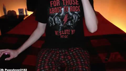 pussylover2182 online show from 12/04/25, 04:00