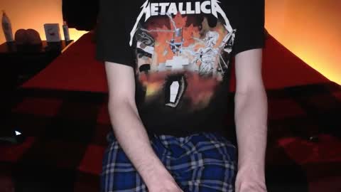 Snapshot of pussylover2182 chatting on 01/06/26, 05:00 pussylover2182 online show from 01/06/26, 05:00