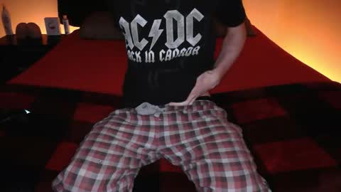 Snapshot of pussylover2182 chatting on 01/17/26, 04:17 pussylover2182 online show from 01/17/26, 04:17