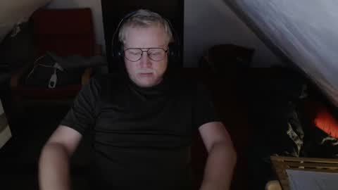 pussylovercb online show from 09/28/25, 08:47