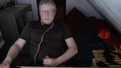 pussylovercb online show from 12/15/25, 09:19