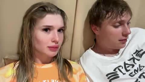 Lina online show from 11/12/25, 12:49