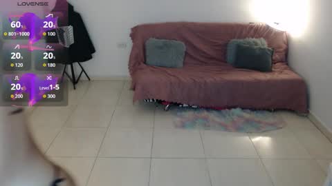 Snapshot of putakusan chatting on 10/06/25, 02:42 Izumi online show from 10/06/25, 02:42