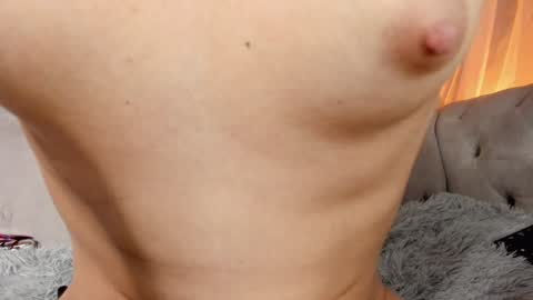 Snapshot of putinna chatting on 01/10/25, 07:11 Pau Manchita online show from 01/10/25, 07:11