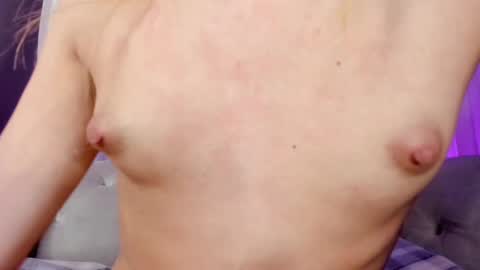 Snapshot of putinna chatting on 02/18/25, 07:30 Pau Manchita online show from 02/18/25, 07:30