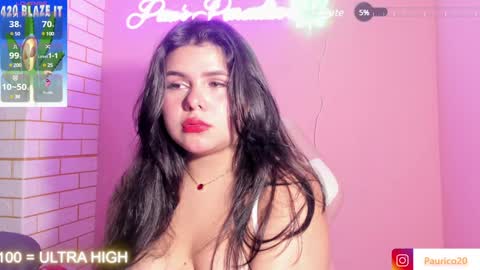 Snapshot of putipaula2 chatting on 12/19/24, 09:17 Pau online show from 12/19/24, 09:17