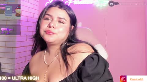 Snapshot of putipaula2 chatting on 12/27/24, 10:59 Pau online show from 12/27/24, 10:59