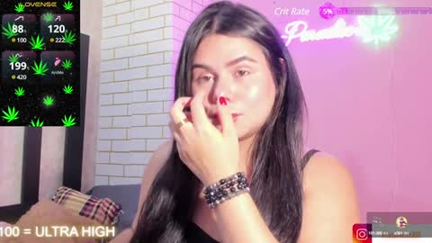 Snapshot of putipaula2 chatting on 01/13/25, 07:31 Pau online show from 01/13/25, 07:31