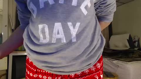 putiputi4u online show from 01/04/25, 01:10