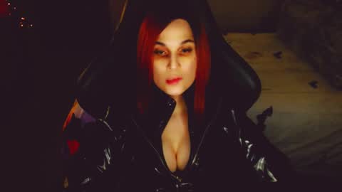 Kitty online show from 09/17/25, 02:08