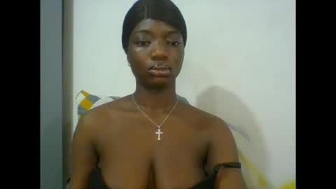 ora online show from 09/19/25, 07:36