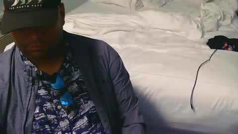 Snapshot of pwnst3rz chatting on 12/31/24, 10:12 pwnst3rz online show from 12/31/24, 10:12