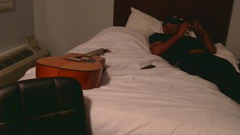 Snapshot of pwnst3rz chatting on 01/01/25, 01:15 pwnst3rz online show from 01/01/25, 01:15