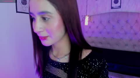 pynky_berry online show from 05/26/26, 02:40