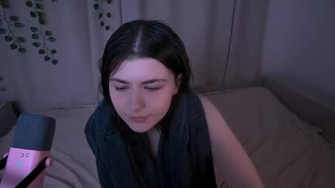 Snapshot of pyro_flerrr chatting on 05/31/26, 11:17 Ava online show from 05/31/26, 11:17