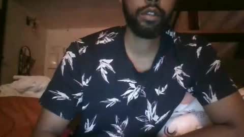 Snapshot of python974 chatting on 11/02/25, 05:59 Python online show from 11/02/25, 05:59