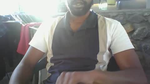 Snapshot of python974 chatting on 11/12/25, 02:12 Python online show from 11/12/25, 02:12