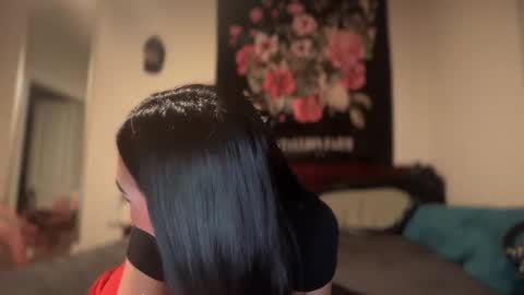 Snapshot of pyttjenna chatting on 09/13/25, 02:11 pyttjenna online show from 09/13/25, 02:11