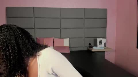 Keyla Queen Black online show from 11/30/25, 01:48