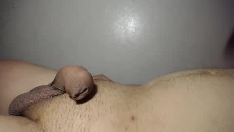 qqqwer21 online show from 03/17/26, 03:44