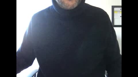 Quentin online show from 12/16/24, 02:27