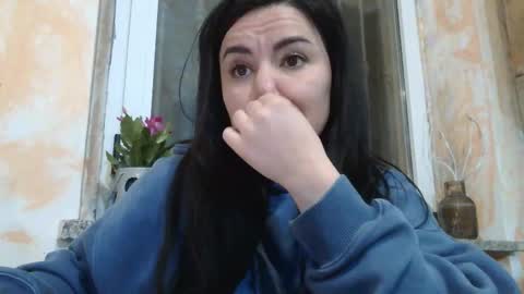 Snapshot of qtxwrm31 chatting on 03/06/25, 10:15 L online show from 03/06/25, 10:15