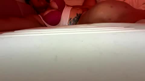 Snapshot of quecosatanrica chatting on 10/29/25, 03:36 quecosatanrica online show from 10/29/25, 03:36