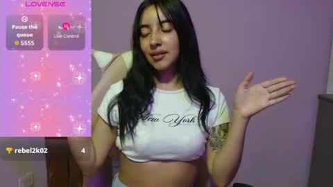 Snapshot of quee_tiana chatting on 07/09/26, 09:52 your princess online show from 07/09/26, 09:52