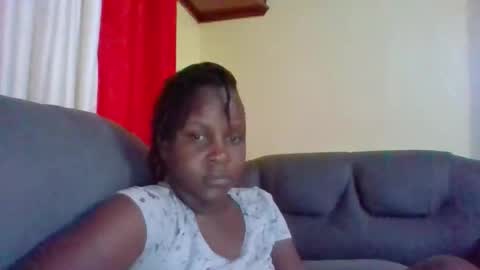 queen014 online show from 11/14/25, 07:45