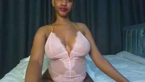 queen321850 online show from 04/08/26, 03:23