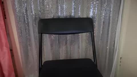 Snapshot of queen69138 chatting on 02/13/26, 07:54 queen69138 online show from 02/13/26, 07:54