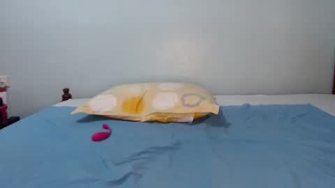 emmie online show from 12/31/24, 01:52