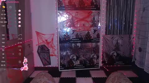 Queen Abby online show from 10/21/25, 06:30